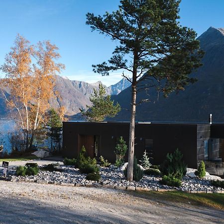 Villa Kristina / Andalsnes Torvik Exterior photo