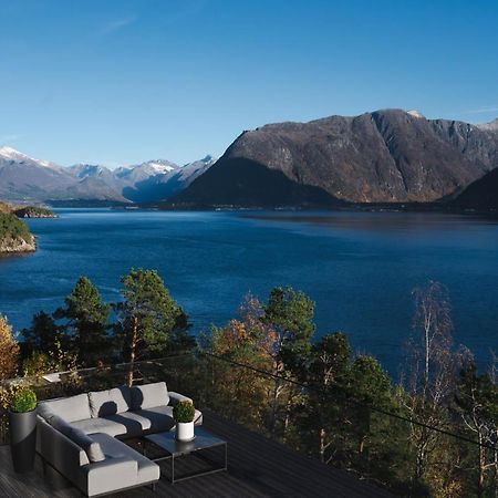 Villa Kristina / Andalsnes Torvik Exterior photo